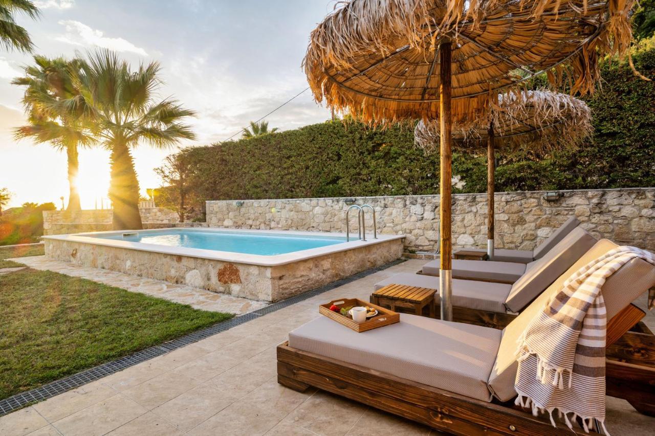 Palmrise Luxury Villas By Travel Pro Services - Nea Skioni Halkidiki ภายนอก รูปภาพ