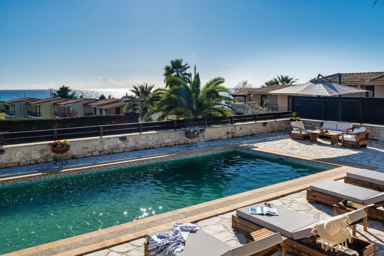 Palmrise Luxury Villas By Travel Pro Services - Nea Skioni Halkidiki ภายนอก รูปภาพ